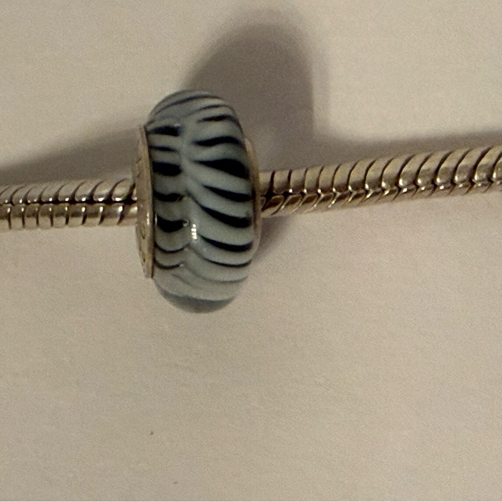 CHAMILIA MURANO GLASS BLACK WHITE 925 STERLING SILVER BEAD CHARM AUTHENTIC 2 g